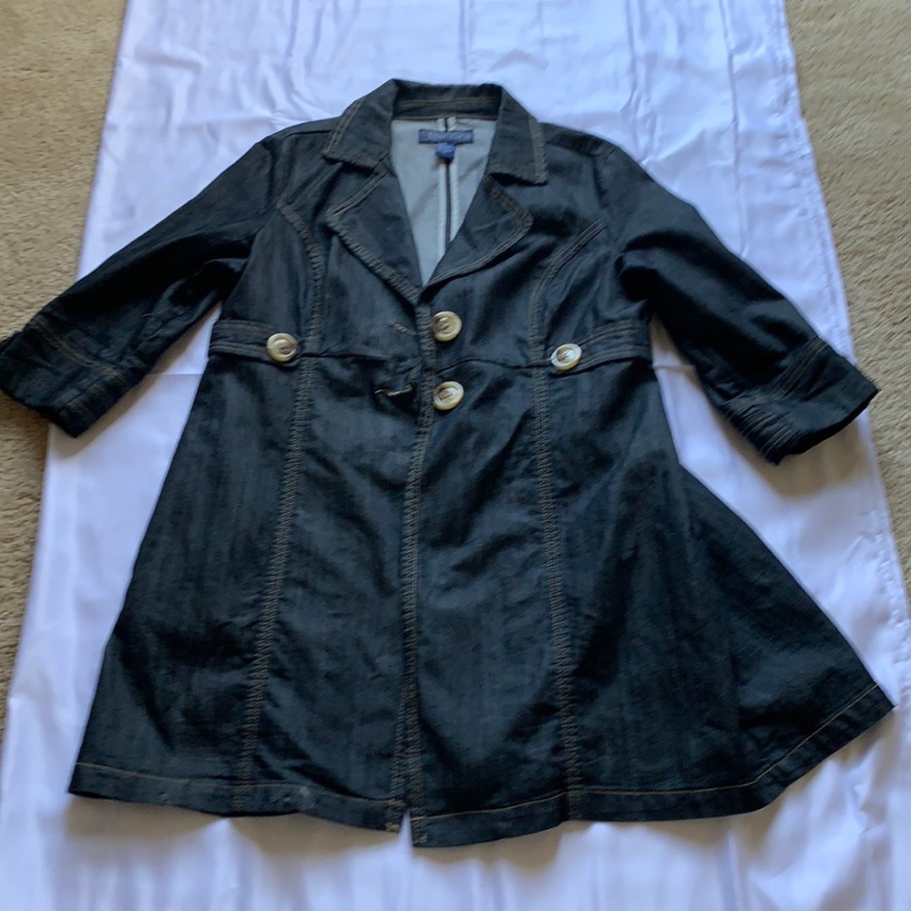 Trench coat in denim
